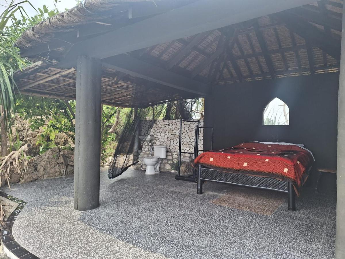 Utopia Island Resort Batangas Екстер'єр фото